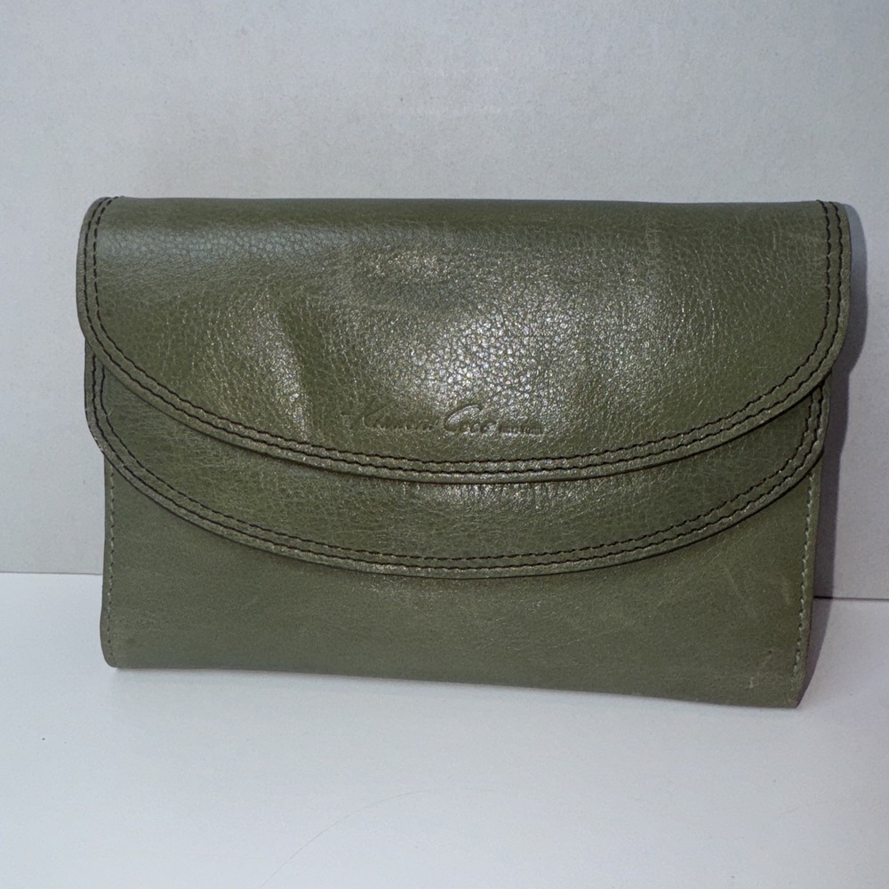 Kenneth Cole Wallet Women OS Olive Green Leather Trifold Snap Zip Pocket Stitch